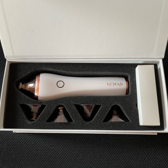 LUMAE Skin Microdermabrasion